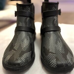 Rubber Booties